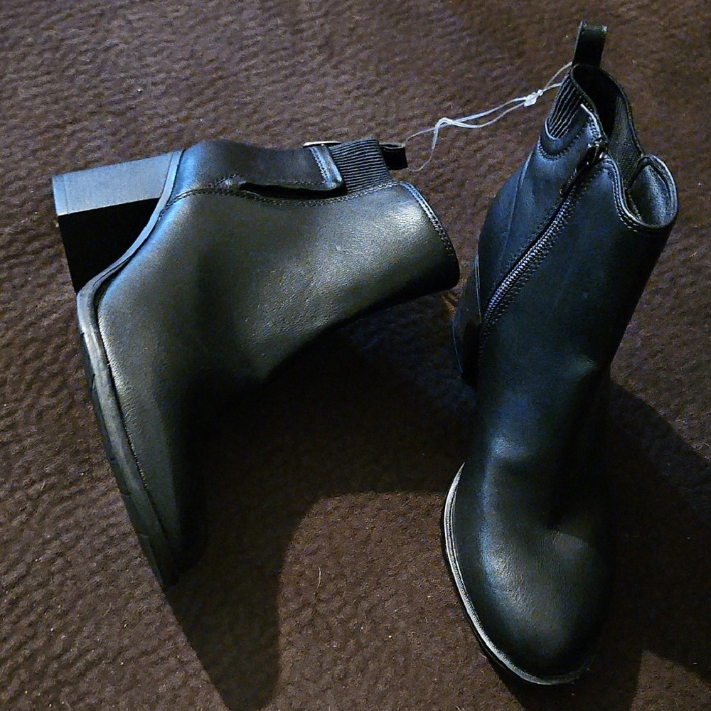 BareTraps Black Ankle Booties